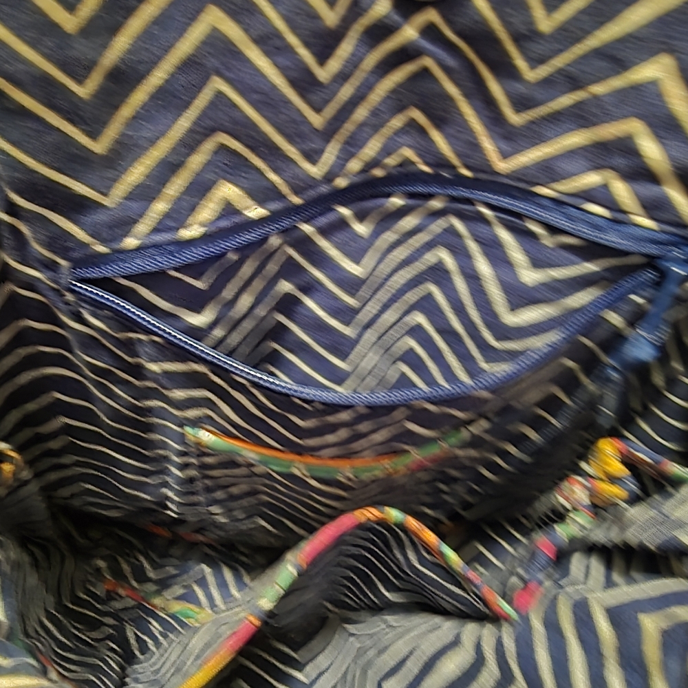 Vera Bradley Venetian Paisley shoulder bag - Picture 4 of 5